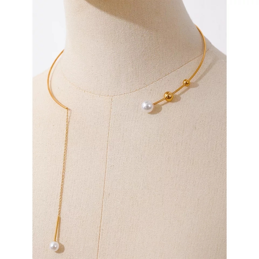 Delicate Pearl Torques Necklace - Picture 5 of 6